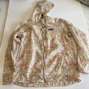 Patagonia women’s Hooded Rain windbreaker Jacket in Cream with Multicolor Print